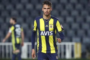 Fenerbah&ccedil;e'den Reyes'e: "Kendine kul&uuml;p bul"