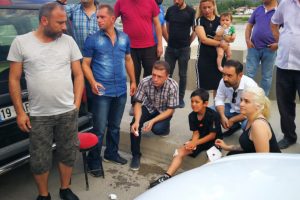 Kazada yaralanan &ccedil;ocuk i&ccedil;in seferber oldular