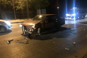 Kaza yapan alkoll&uuml; s&uuml;r&uuml;c&uuml; ehliyeti i&ccedil;in dakikalarca dil d&ouml;kt&uuml;