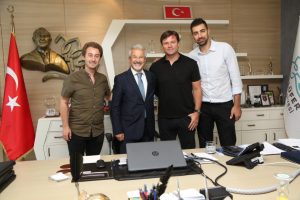 Bursa'da şampiyonlardan Başkan Erdem'e ziyaret