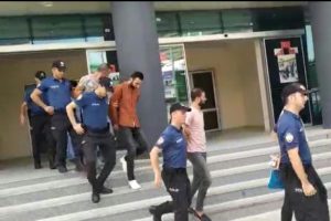 Bursa merkezli 3 ilde narkotik operasyonu: 13 kişiye g&ouml;zaltı