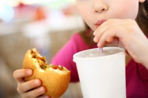Obez annelerin &ccedil;ocuklarında kanser riski y&uuml;ksek