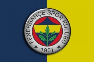 Fenerbah&ccedil;eli futbolcular hakem seminerine katıldı
