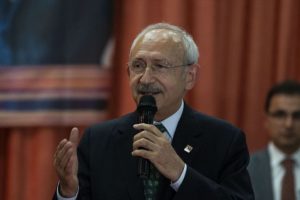 "En g&uuml;zel başkanlık sistemi ABD'de var, oturalım konuşalım"
