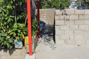 'Tapulu malım' dedi, sokağa duvar &ouml;rd&uuml;