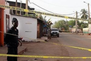 Mali'de yolcu otob&uuml;s&uuml; ve sivil kampa saldırı