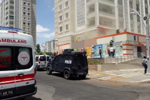 Markette yangın paniği! 50 kişi tahliye edildi