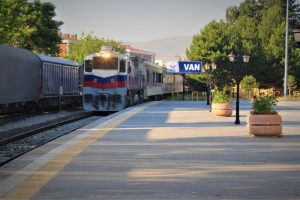 Tahran-Ankara treni ilk seferini ger&ccedil;ekleştirdi