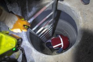 Kanalizasyon kuyusunda &ouml;l&uuml;me soruşturma