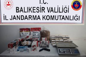 Jandarmadan ka&ccedil;ak sigaraya ge&ccedil;it yok