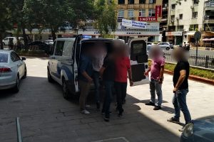 T&uuml;m T&uuml;rkiye'de aranıyordu, Aydın'da yakalandı