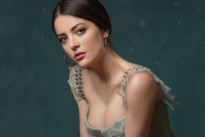 İrem Sak sosyal medyayı salladı