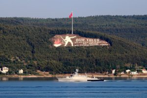 Rus savaş ve askeri kurtarma gemileri Akdeniz'e iniyor
