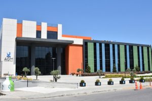 Aliağa'nın yarı olimpik y&uuml;zme havuzu hizmete a&ccedil;ılıyor