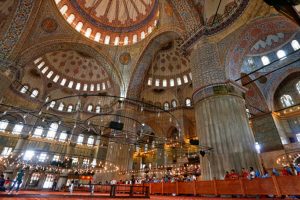 M&uuml;ze giriş &uuml;cretlerine zam: Ayasofya ve Topkapı Sarayı'na giriş 72 TL oldu