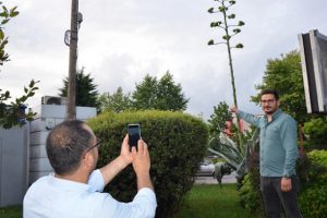 14 yıl sonra &ccedil;i&ccedil;ek a&ccedil;tı