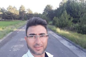 Mermer ile mermer kesme makinesi arasına sıkışarak can verdi!