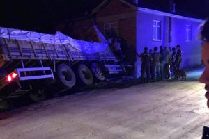 200 promil alkol kaza getirdi!