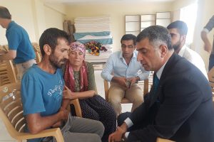CHP'li Erol'dan, Ayaz ile Nupelda'nın ailesine ziyaret