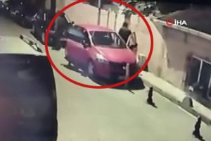 Otomobillere dadanan hırsızlara operasyon