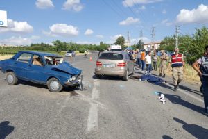 Adıyaman'da feci kaza: 1 &ouml;l&uuml;, 1 yaralı