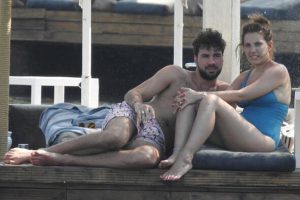 "Kilolu fotoğraflar beni bitirdi"