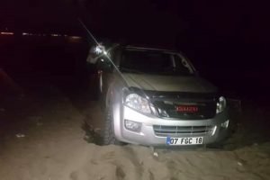 Sahilde drift yaptı, 10 caretta yuvasına zarar verdi