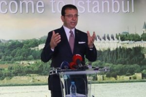 İmamoğlu a&ccedil;ıkladı: Y&uuml;zde 90'a yakını istifa etti