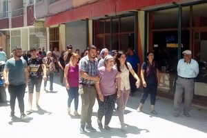 Hukuk fak&uuml;ltesi &ouml;ğrencisi, evde &ouml;l&uuml; bulundu