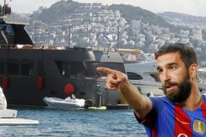 Arda Turan'ın teknesi beş yıldızlı otel gibi
