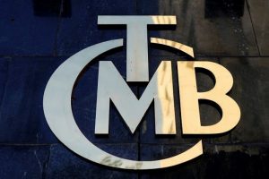 'Merkez'in beklenti anketi: Yıl sonu T&Uuml;FE 15.01'e, dolar 6.14'e geriledi