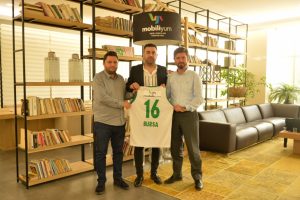 Bursa B&uuml;y&uuml;kşehir Belediyespor Kul&uuml;b&uuml; Voleybol ve Basketbol takımlarına yeni sponsor