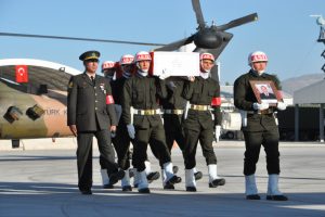 Şehit &Uuml;nal memleketine uğurlandı