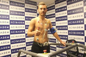 Sivasspor'da 4 futbolcu sağlık kontrol&uuml;nden ge&ccedil;ti
