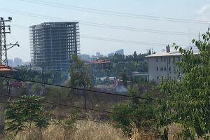 Metris Cezaevi yanında korkutan yangın