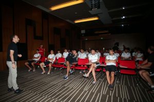 Beşiktaş Futbol Takımı'na yeni sezon kuralları hakkında bilgi verildi