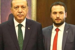 Reis bizi Afrin'e g&ouml;t&uuml;r diye slogan attırıp bedelli askerlik yaptı!