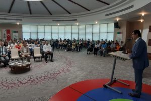 Okul y&ouml;neticilerinin mesleki girişimlerine y&ouml;nelik eğitimler Bursa'da başladı