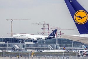 Lufthansa, Kahire u&ccedil;uşlarına yeniden başladı