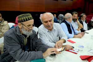 Bursalılar dikkat! Eğer yatmadan sosyal medyanızı kontrol ediyorsanız bağımlısınız