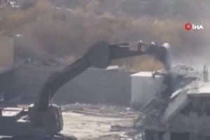 "İsrail'in yıkımları s&ouml;zde Y&uuml;zyılın Anlaşması planının par&ccedil;ası"