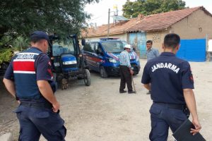 K&uuml;tahya'da tarla kavgası: 2 &ouml;l&uuml;, 1 yaralı