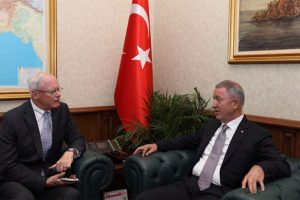 Bakan Akar, ABD'nin Suriye &Ouml;zel Temsilcisi'yle g&ouml;r&uuml;şt&uuml;