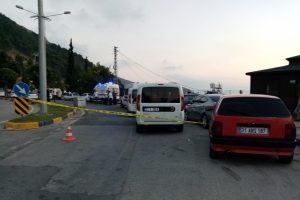 İki grup arasında silahlı &ccedil;atışma: 1 &ouml;l&uuml;