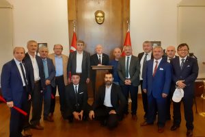 Medya sekt&ouml;r&uuml;ndeki sorunların &ccedil;&ouml;z&uuml;m&uuml; i&ccedil;in Erzurum'dan &ccedil;ağrı