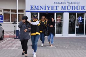 Aksaray'da fuhuş operasyonu: 27 g&ouml;zaltı