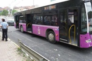 Otob&uuml;ste bir kadının gizlice fotoğraflarını &ccedil;eken adama indirimsiz hapis cezası!
