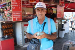 70 milyonluk bileti satan seyyar satıcı: Gelsin T&uuml;rkiye'de millete faydalı olsun