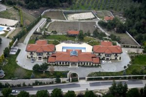 Bursa'da Fethullah G&uuml;len i&ccedil;in yaptırılan l&uuml;ks malikanenin iade talebi incelenecek