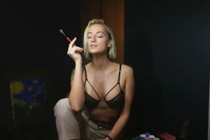Didem Soydan &ccedil;ıplak fotoğrafını g&ouml;nderleri ifşa edecek!